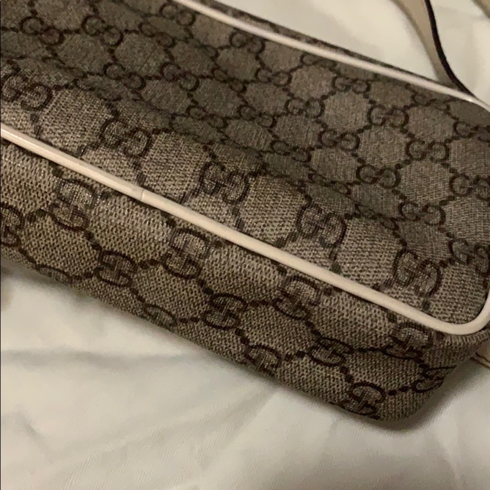 GUCCI crossbody - Picture 3 of 9